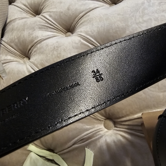 NWT Burberry belt unisex size 34/85